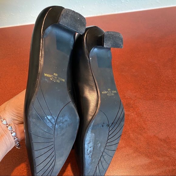 CARRIAGE COURT Shoes Woman’s 6 Becca Shoes BLACK leather HEEL VINTAGE SHOE - Picture 6 of 6